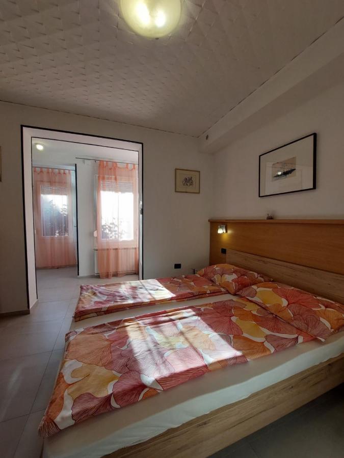 Apartmani Gamboc + Experience And Discounts 우마그 외부 사진